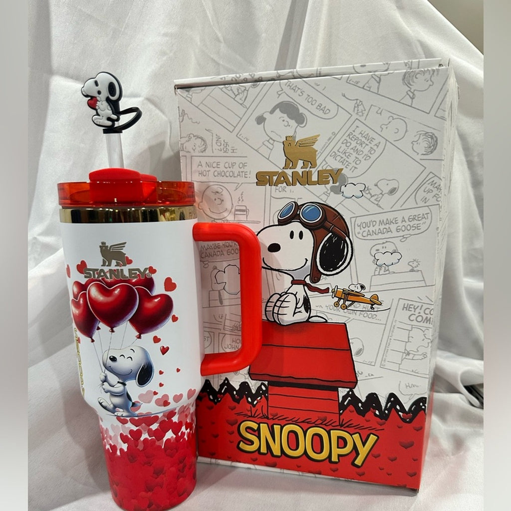 Stanley FlowState Quencher H2.0 Tumbler  Limited Edition Snoopy, V5 40 oz