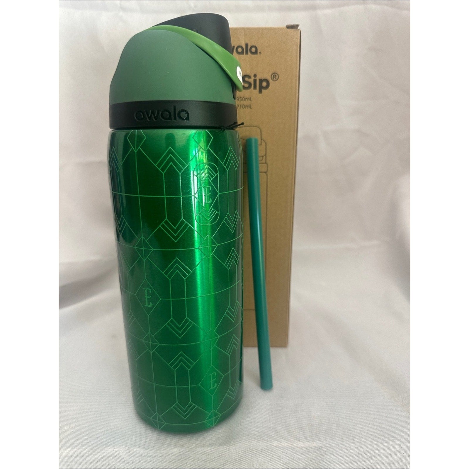 Custom Engraved Owala FreeSip Wicked White 32 oz