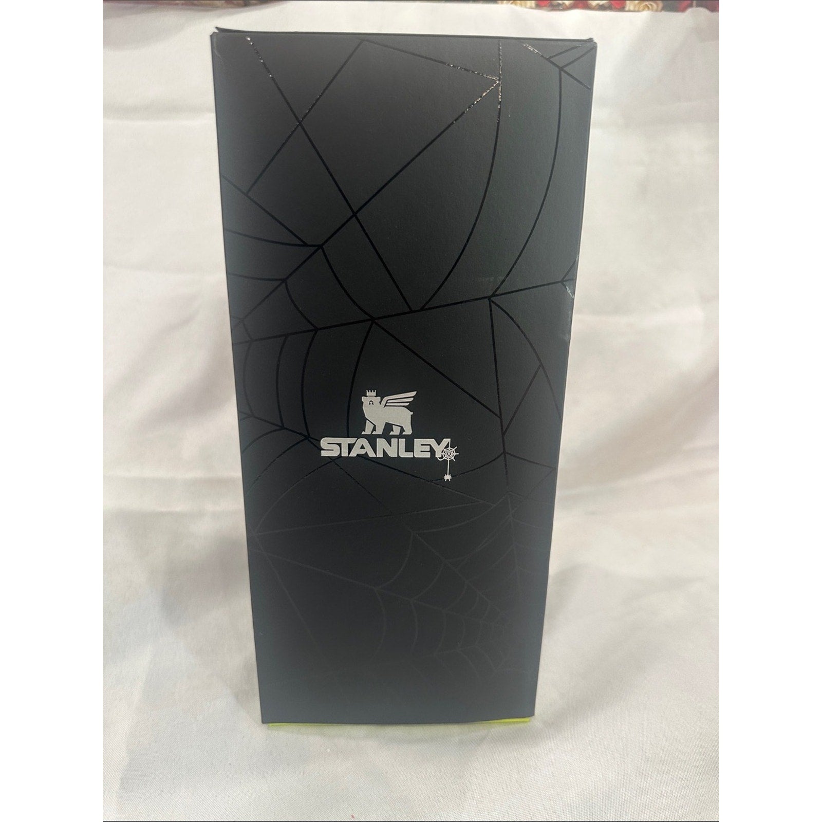 Stanley Halloween Web Glow H2.0 FlowState 40oz Tumbler