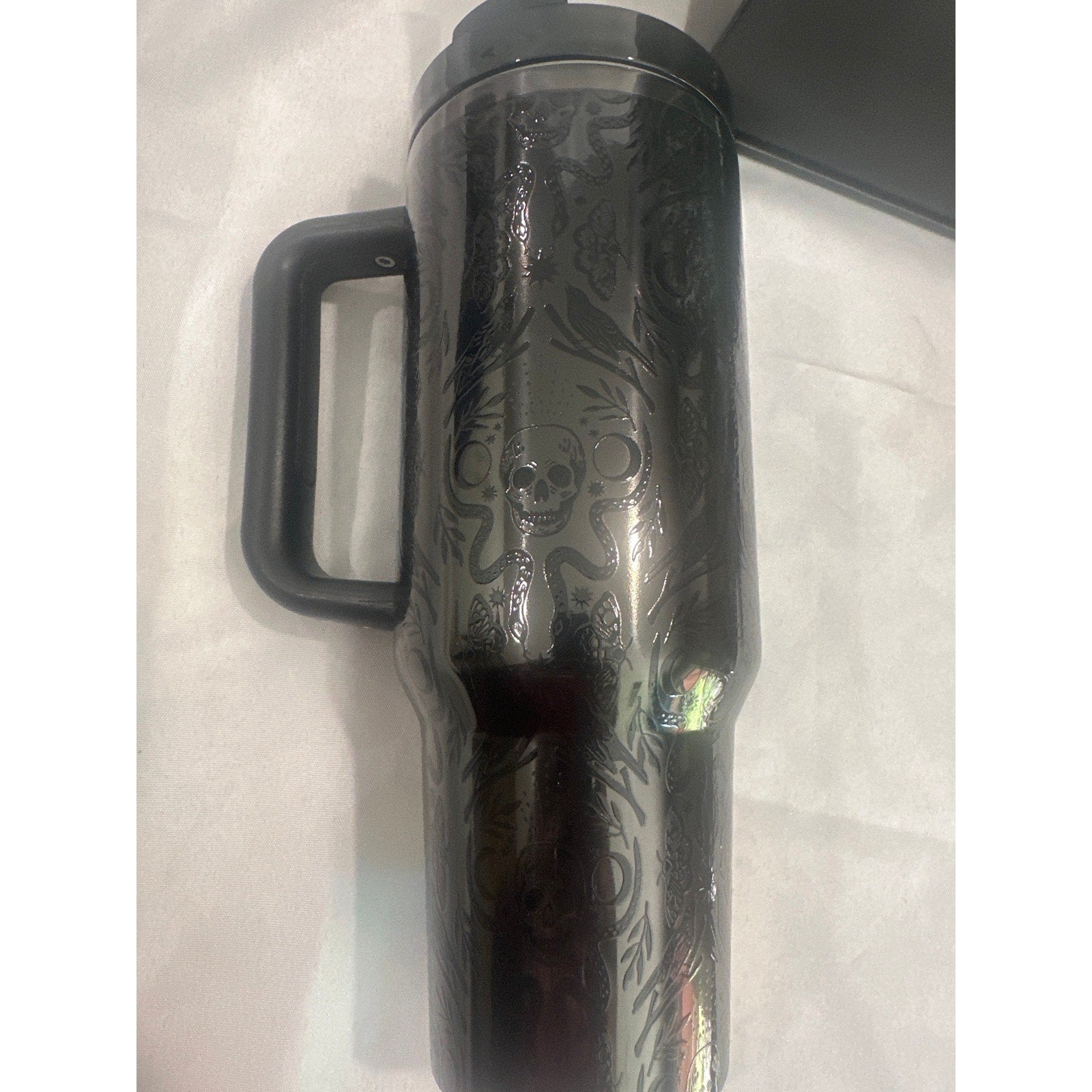 Stanley The FlowState Quencher H2.0 Tumbler limited edition Deadly Damask 40 oz