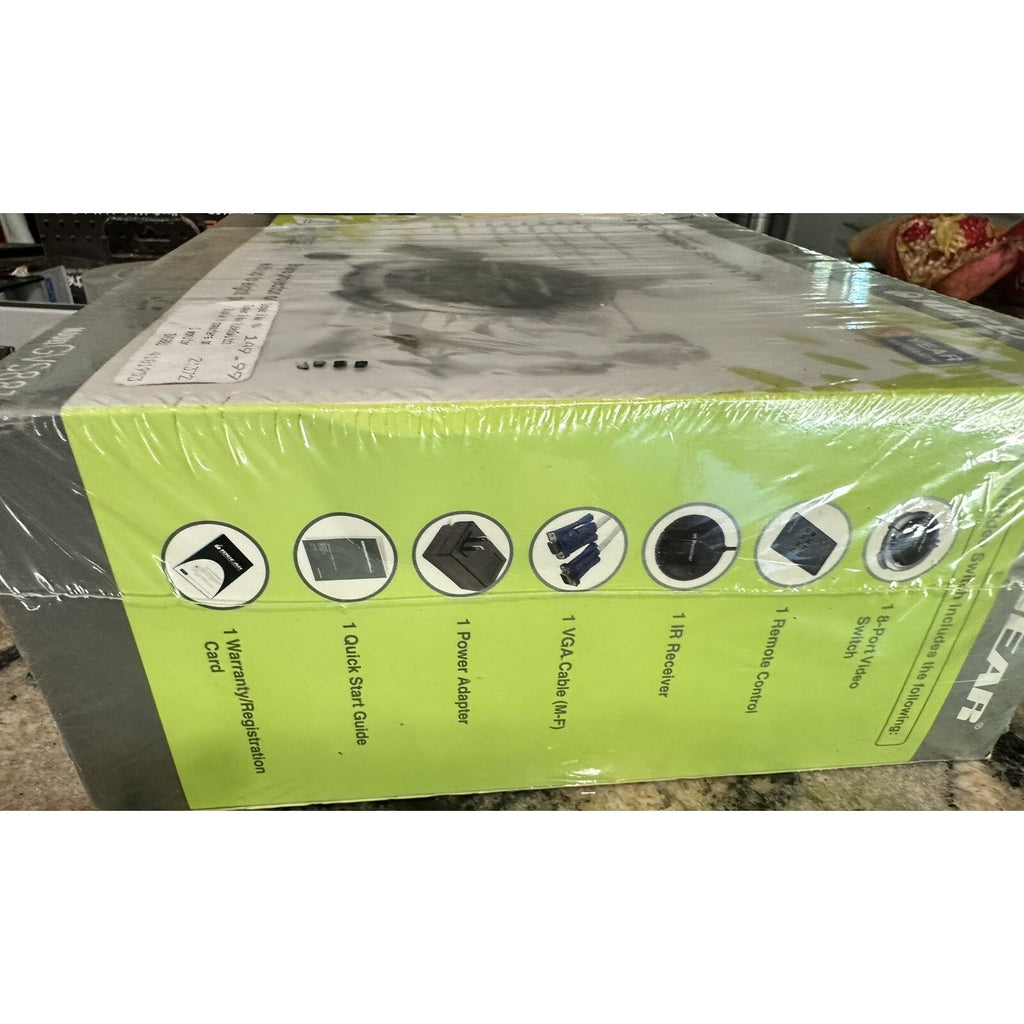 IOGEAR GVS881: 8 Port Video Switch w/Remote NEW. Open Box ORIG TAG