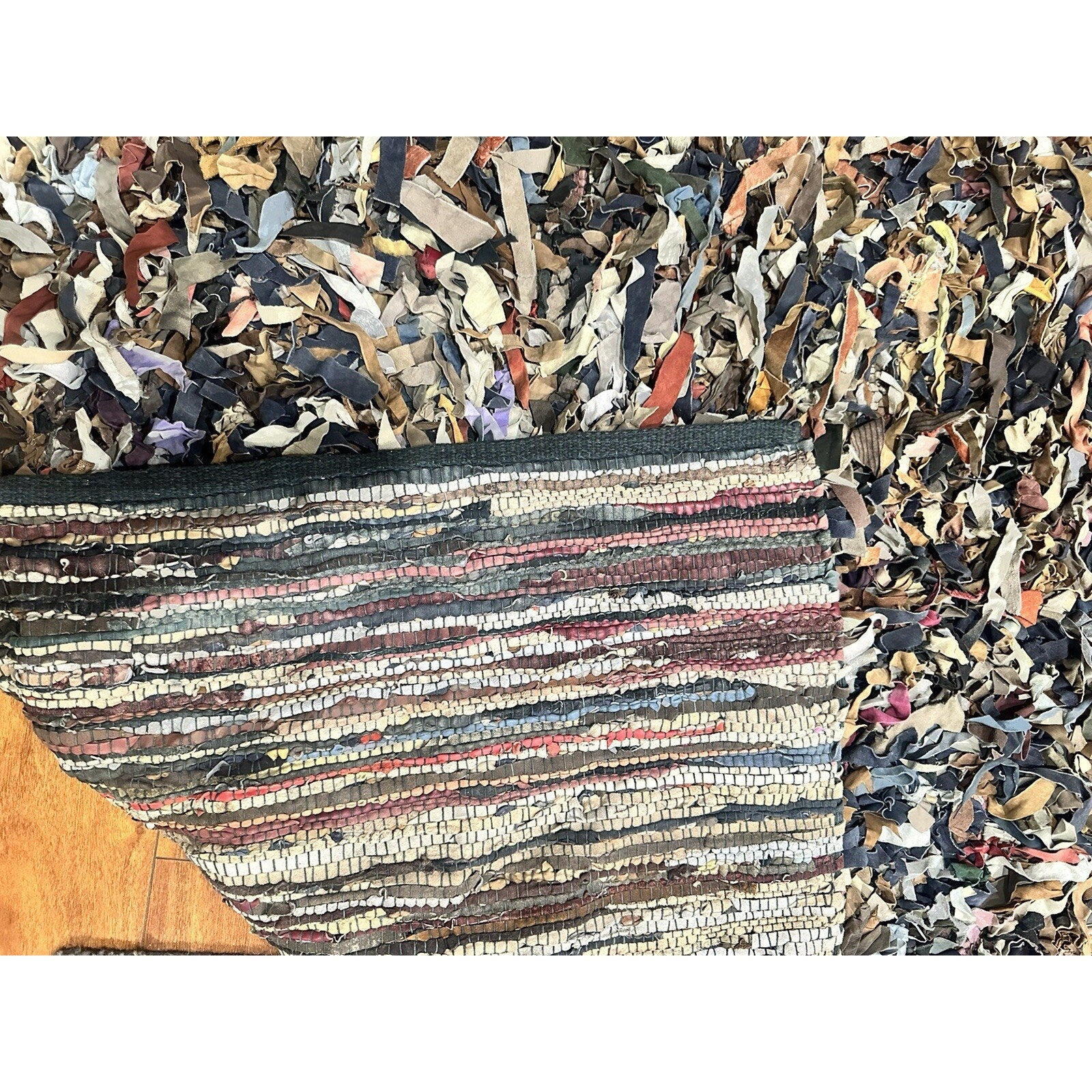 SAFAVIEH Leather Shag Collection Runner Rug 4x6, Hand-Knotted Modern Leather