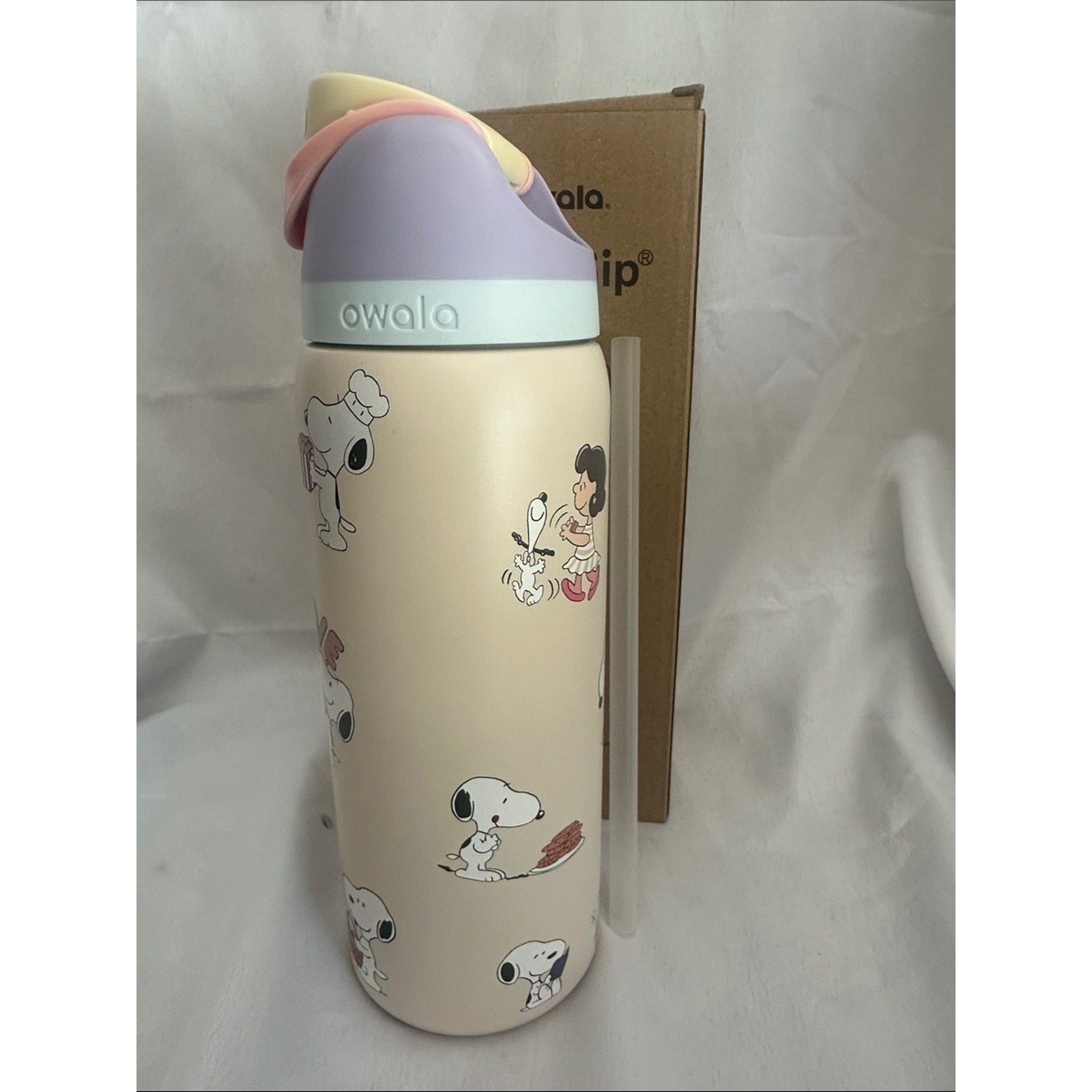 Custom Engraved Owala FreeSip Snoopy Pastel Cream 32 oz