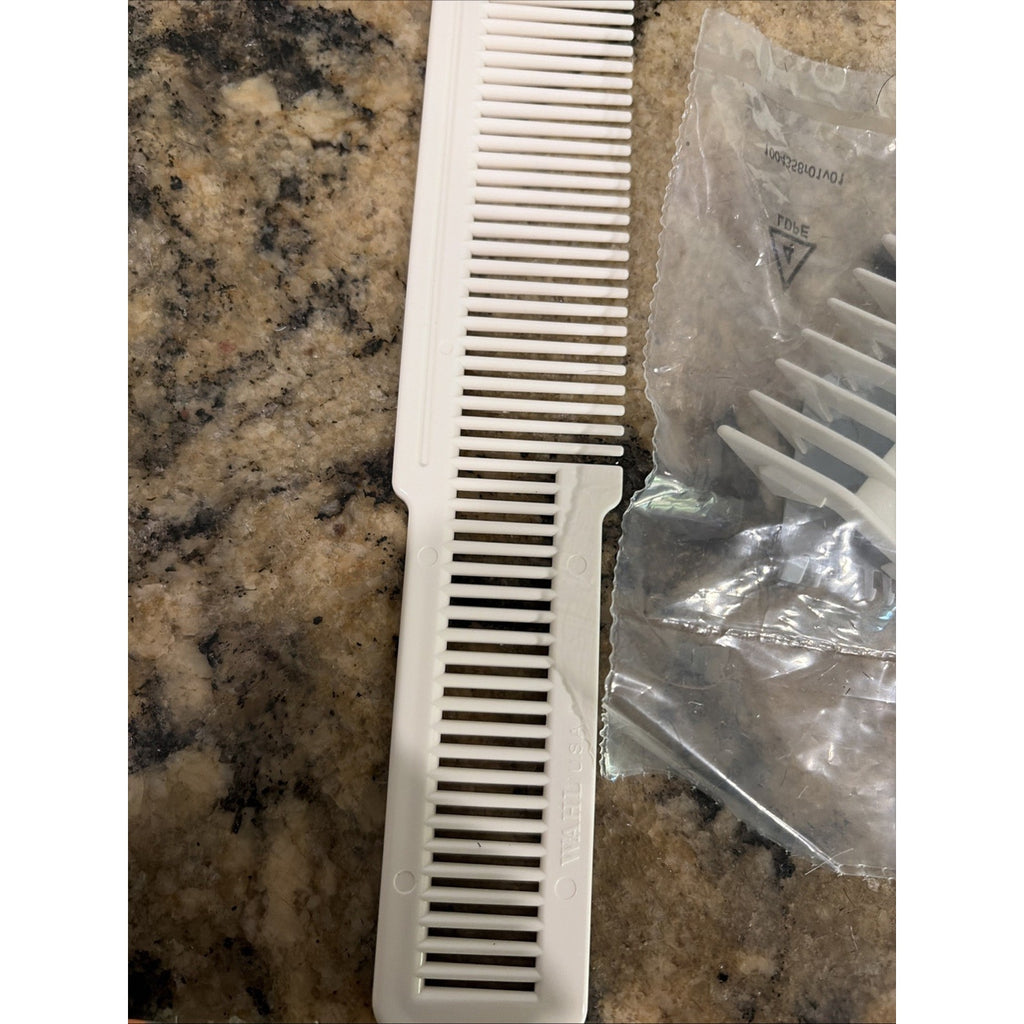 Pre-Owned Wahl Magic Clip Cord/Cordless Clipper - Red (8148)