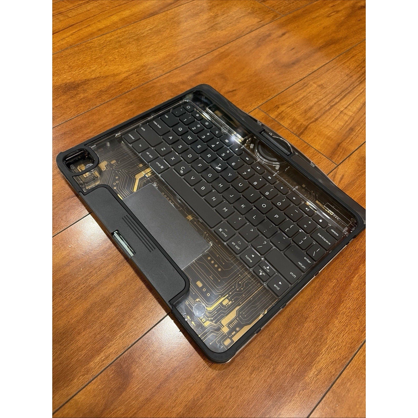 Transparent Keyboard Case for iPad Pro 13" (M5/M4, 2025/2024) Wireless Keyboard