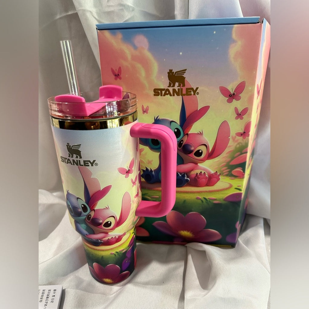 Stanley The FlowState Quencher H2.0 40 oz Stitch Tumbler #1