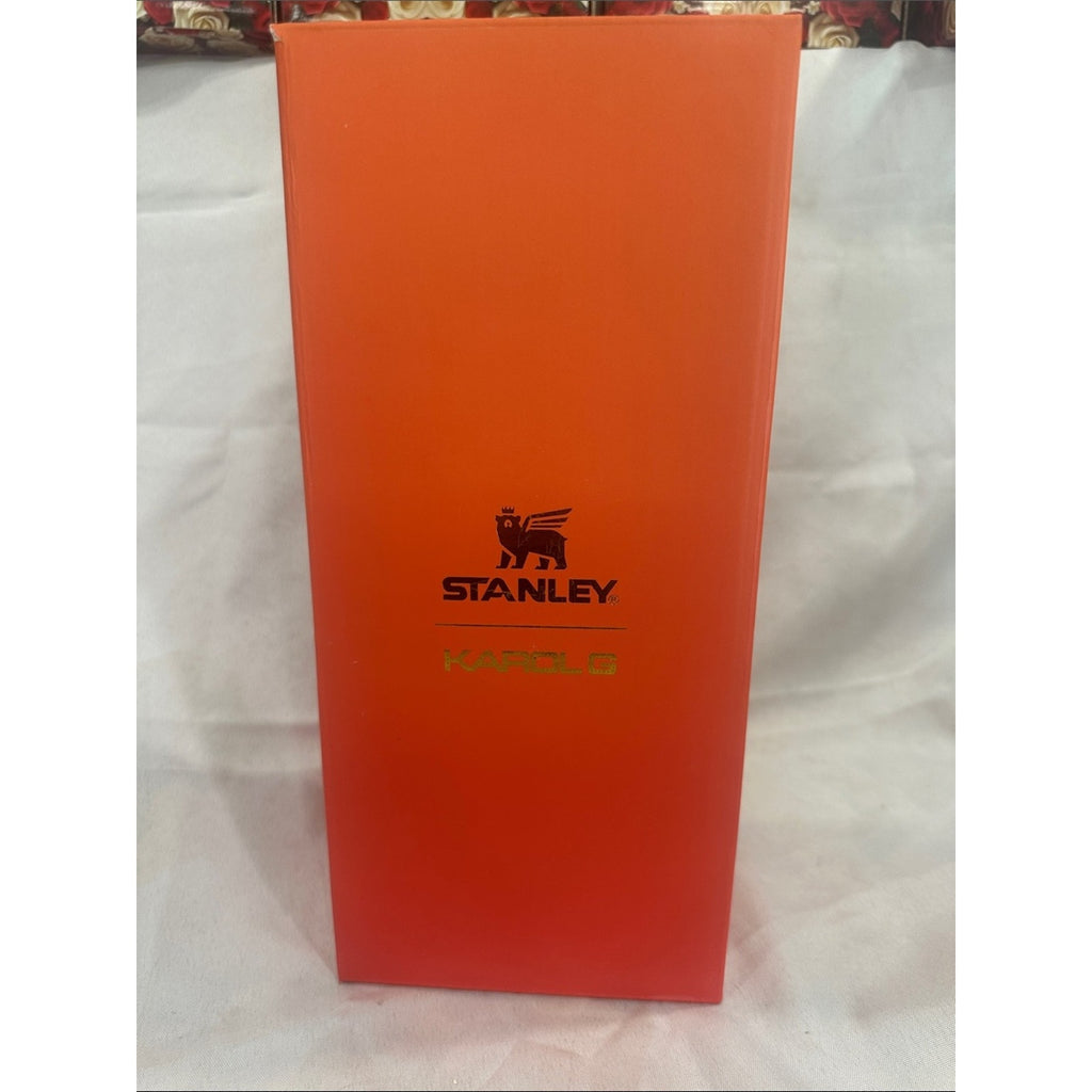 40 oz Stanley x Karol G Quencher H2.0 FlowState Tumbler