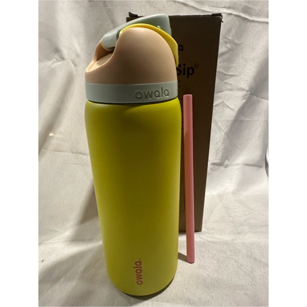 Owala insulated water bottle with a built-in straw. Lemon Limeade colorway 32oz