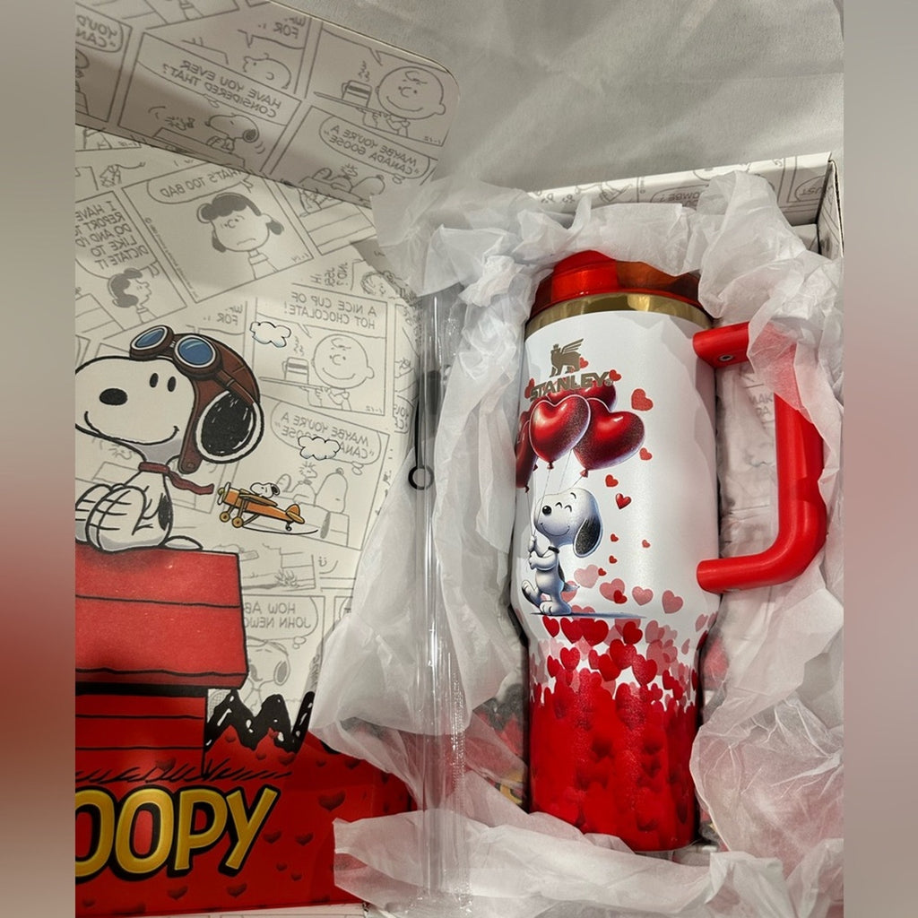 Stanley FlowState Quencher H2.0 Tumbler  Limited Edition Snoopy, V5 40 oz