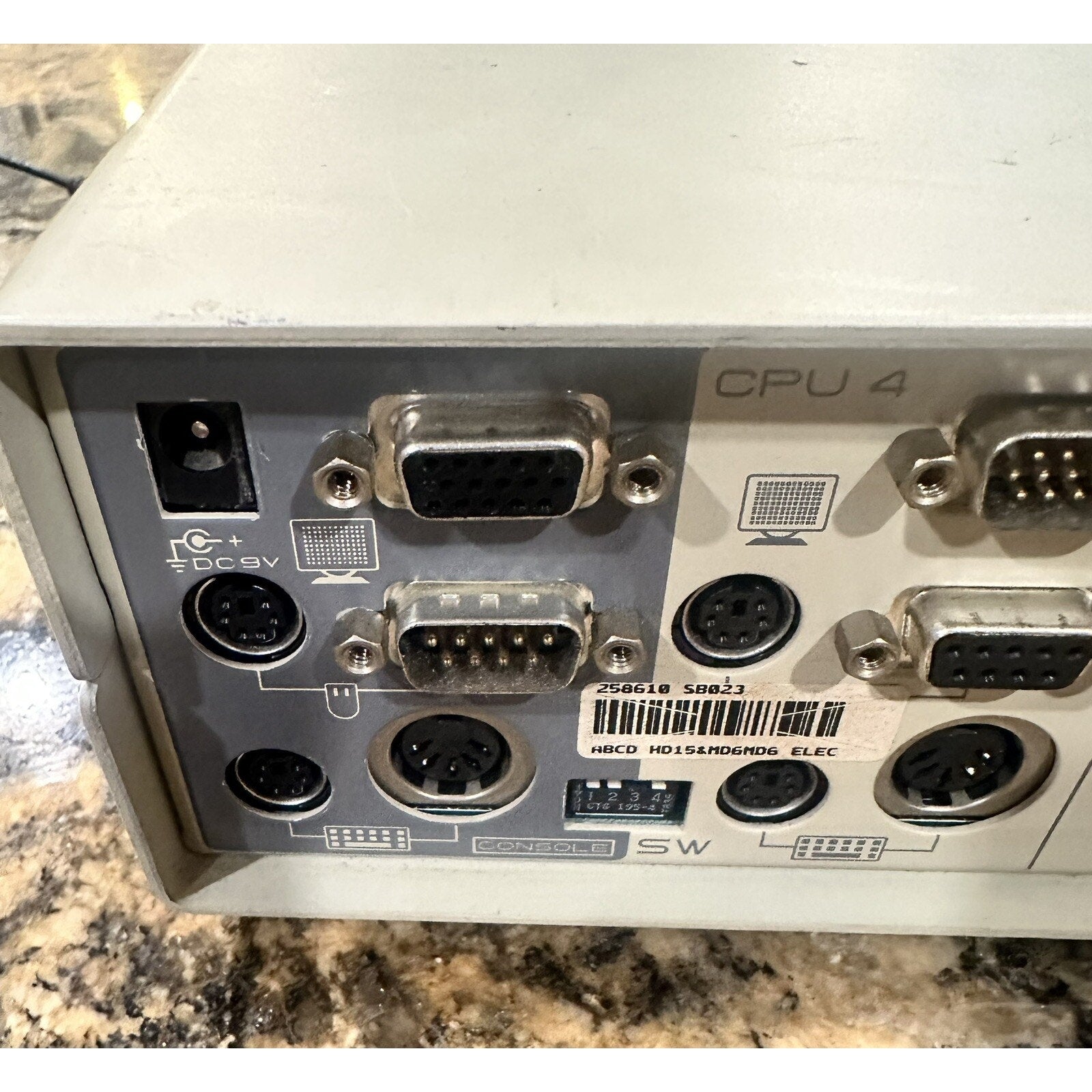 Master View CPU Switch CS-104