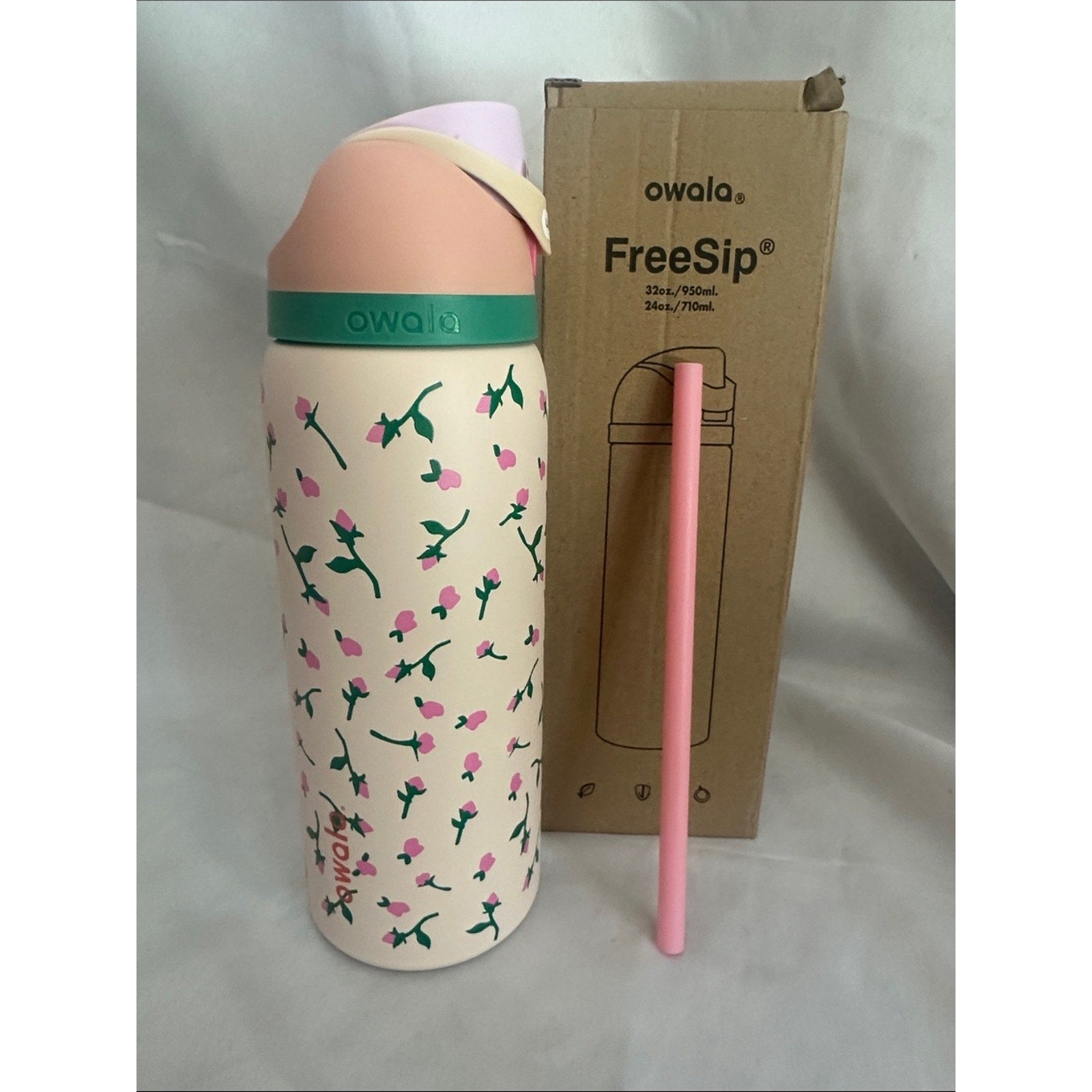 Owala insulated water bottle with a built-in straw. Tea Time 32oz. 2