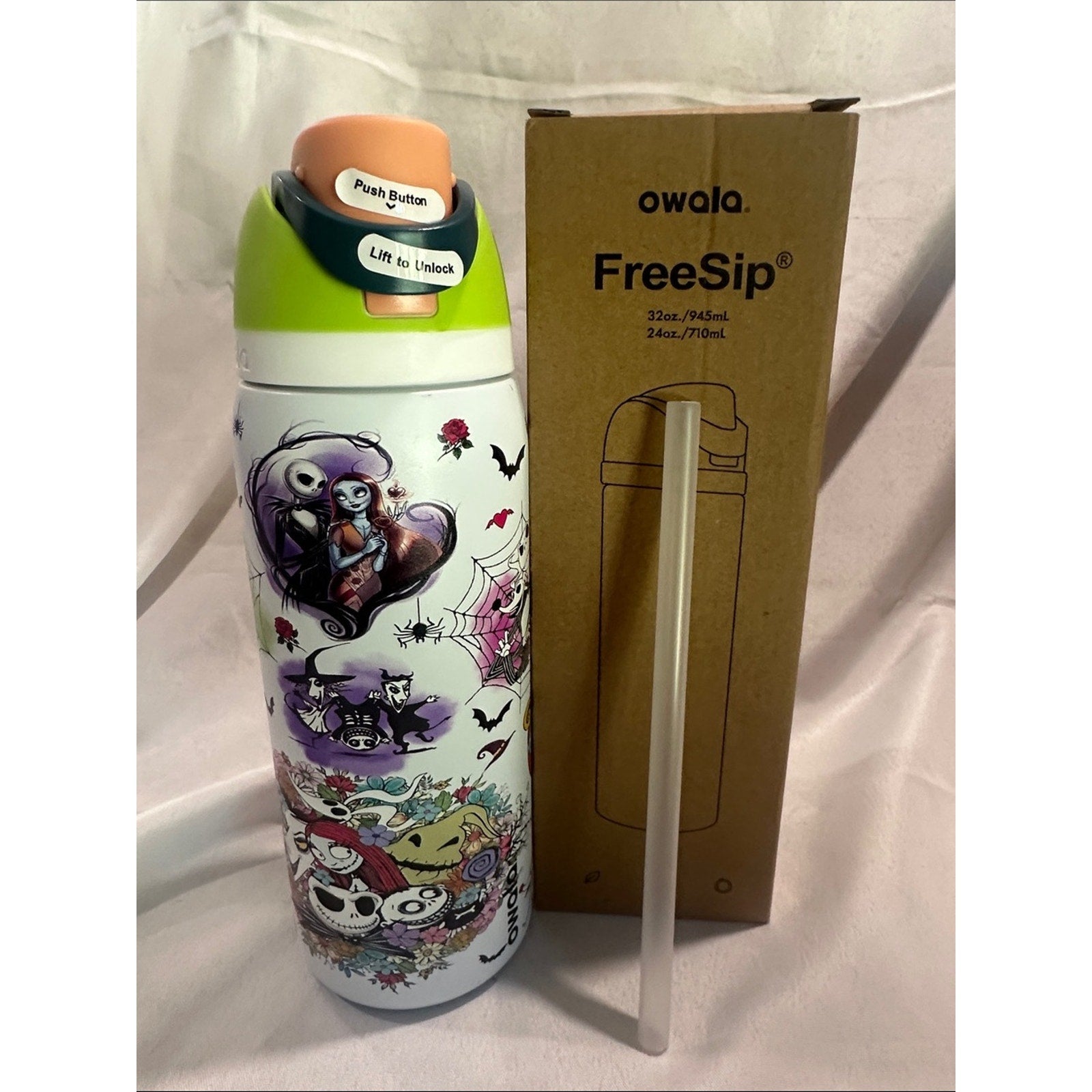 Custom Engraved Owala FreeSip Nightmare Before Christmas, Jack and Sally 32oz