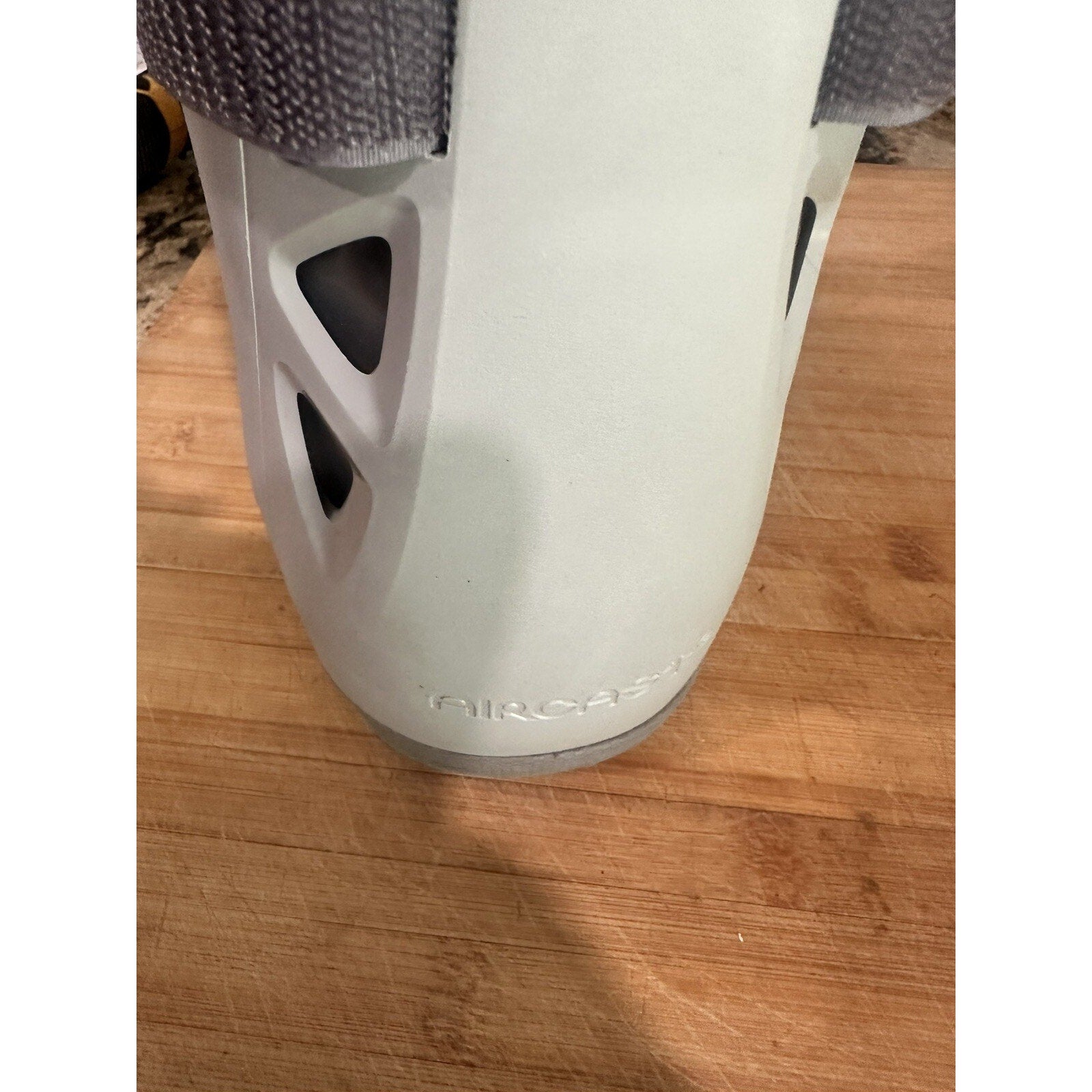 Aircast AirSelect Walker Brace/Walking Boot (Elite, Short And Standard) Medium