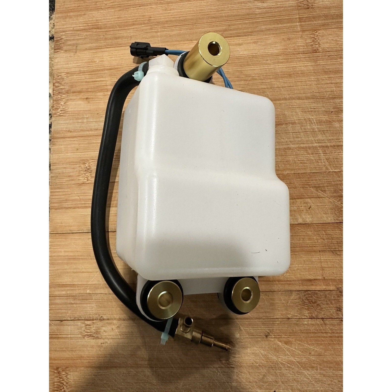 Mercury Oil Tank Assy Outboard 8M0064075,1200-8M0064075 200 225 250HP 2003-2010