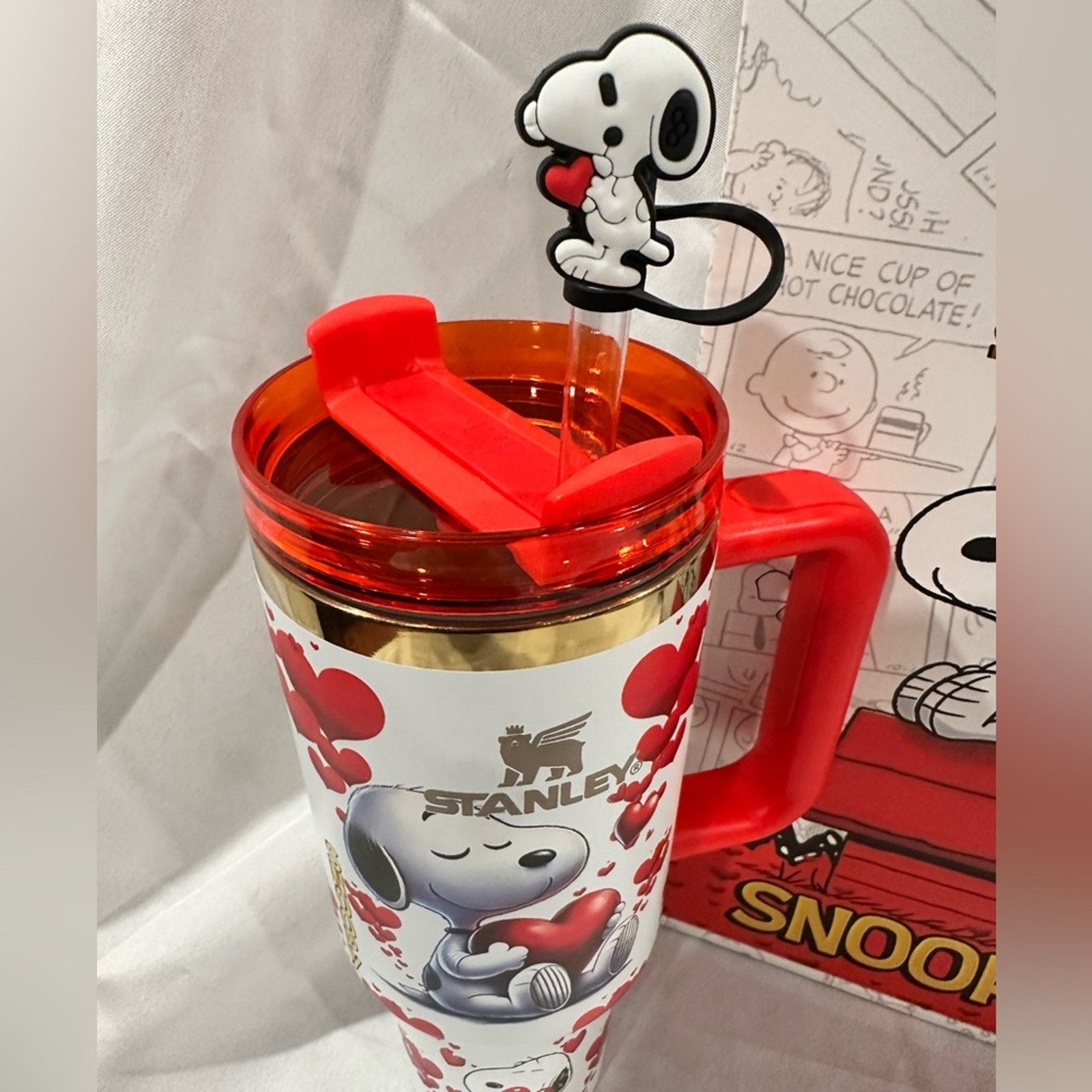Stanley FlowState Quencher H2.0 Tumbler  Limited Edition Snoopy, V2 40 oz