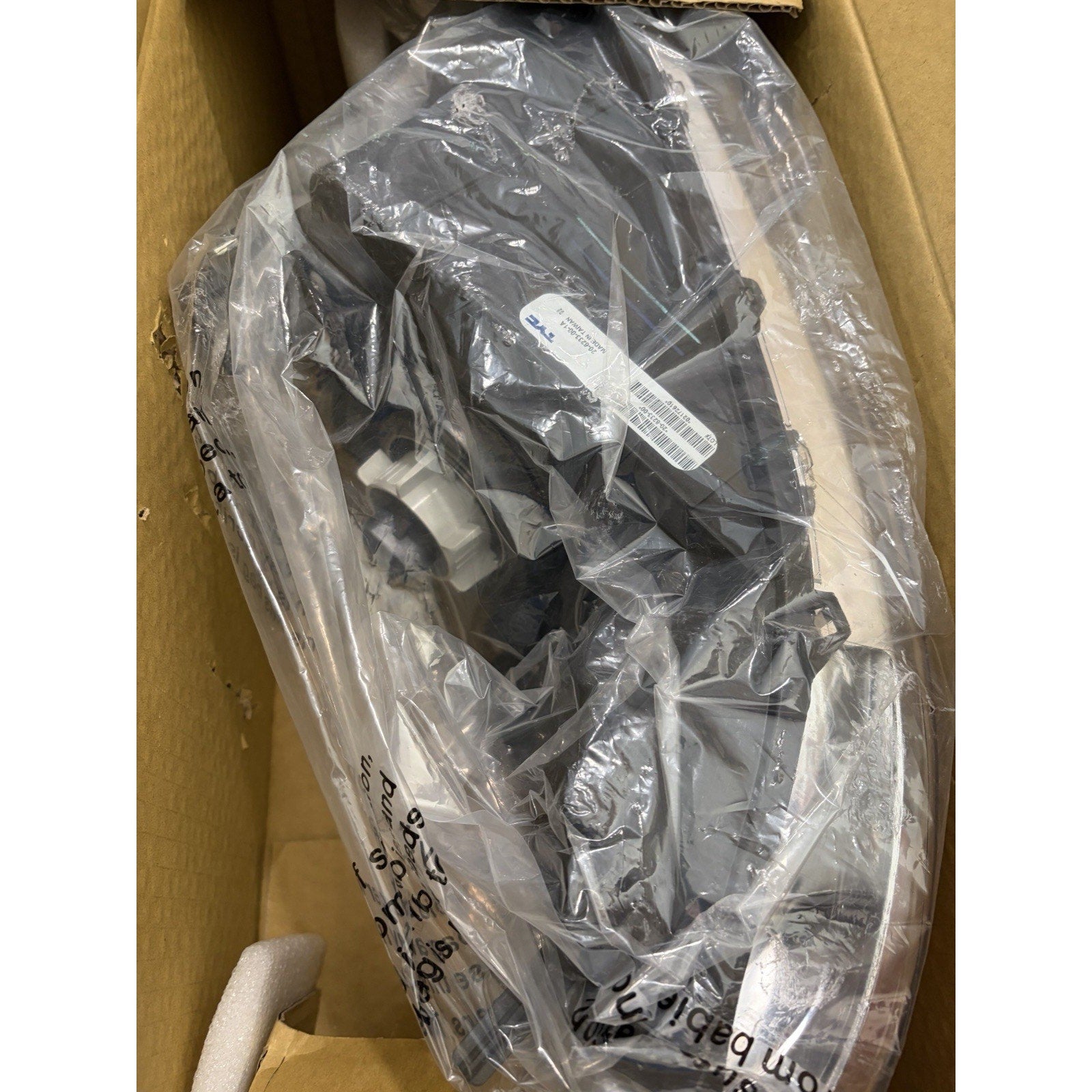 For 2002-2004 Dodge Ram 1500 Headlight Incandescent Passenger Side