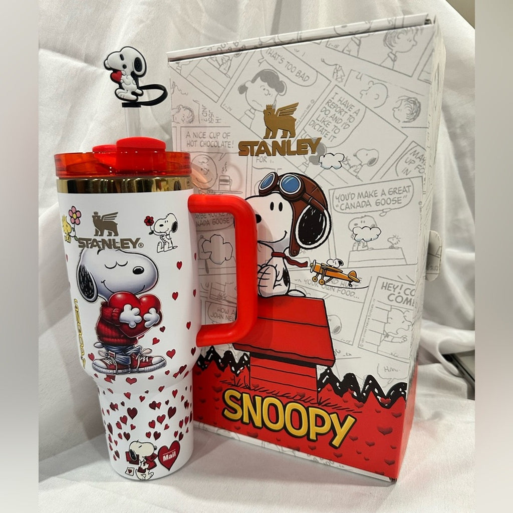 Stanley FlowState Quencher H2.0 Tumbler  Limited Edition Snoopy, V4 40 oz