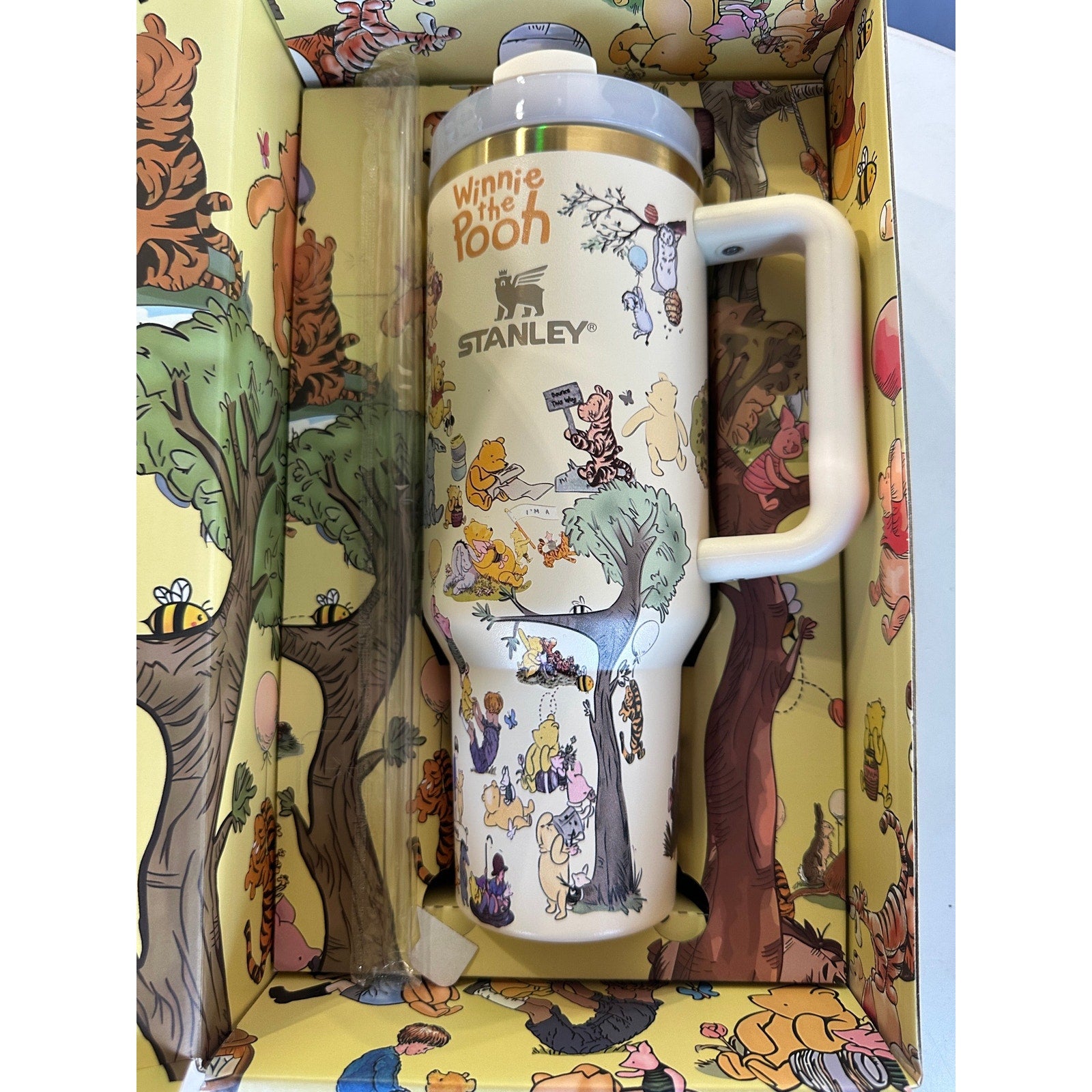 Stanley 40 oz Tumbler Honeycomb Winnie the Pooh #1