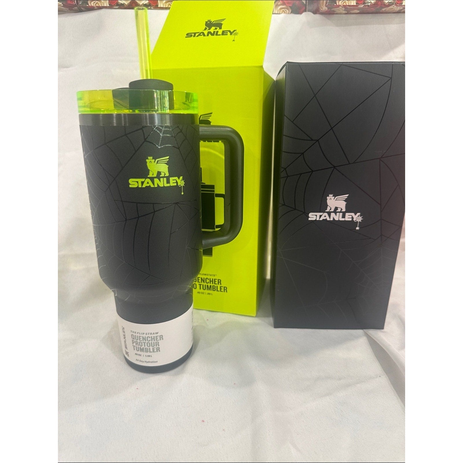 Stanley Halloween Web Glow H2.0 FlowState 40oz Tumbler