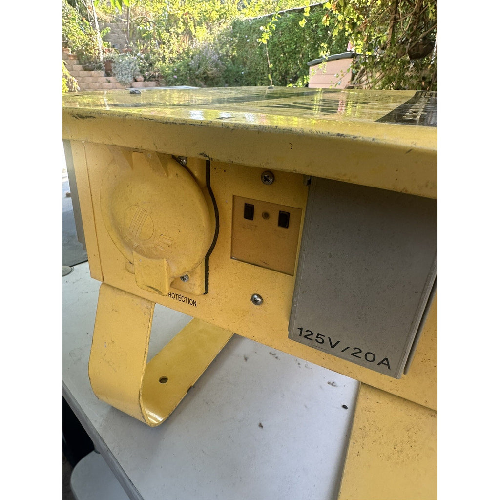 HUBBELL WIRING DEVICE-KELLEMS SBSB1A Power Distribution Box,50amp Used