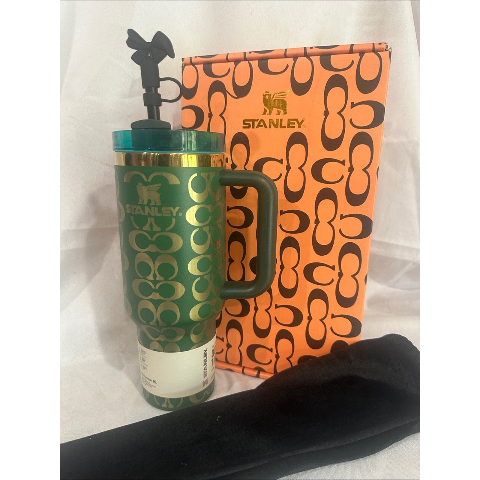 Stanley x Coach H2.0 FlowState Quencher tumbler 40 0z Green